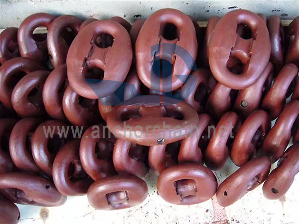 Versatility Unveiled: Exploring the Compatibility of Connecting Link Kenters Across Chain Types