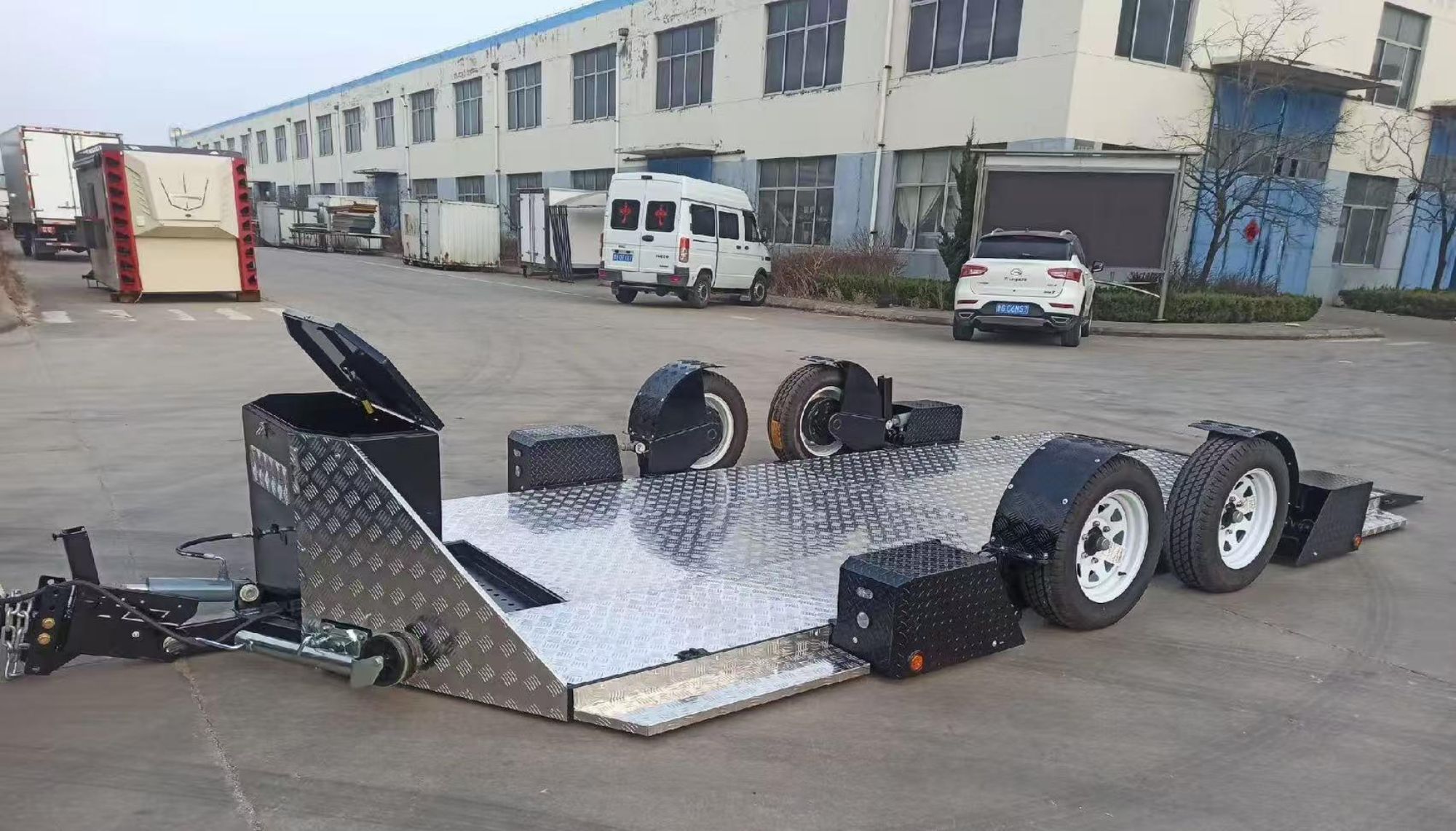 China 2.5T Dual-Axle Hydraulic Lifting Trailer Production: Exploring Advanced Factory Capabilities